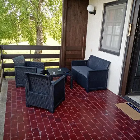 펜션 Karesz Nyaralohaz 잘라카로쉬